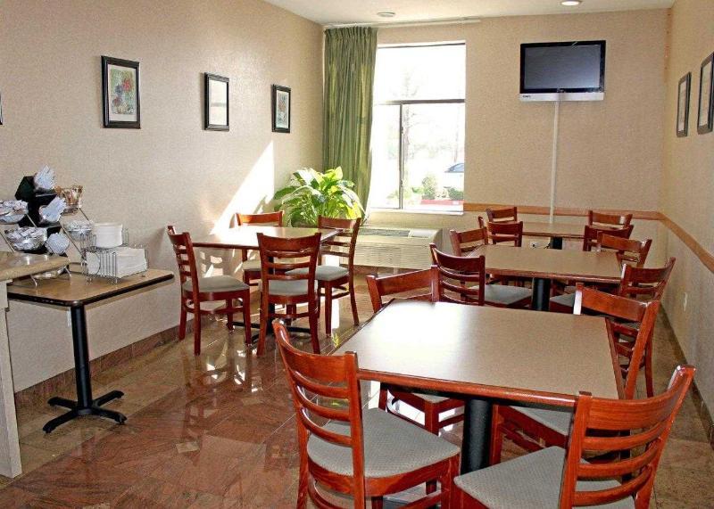 Quality Suites Temple Esterno foto