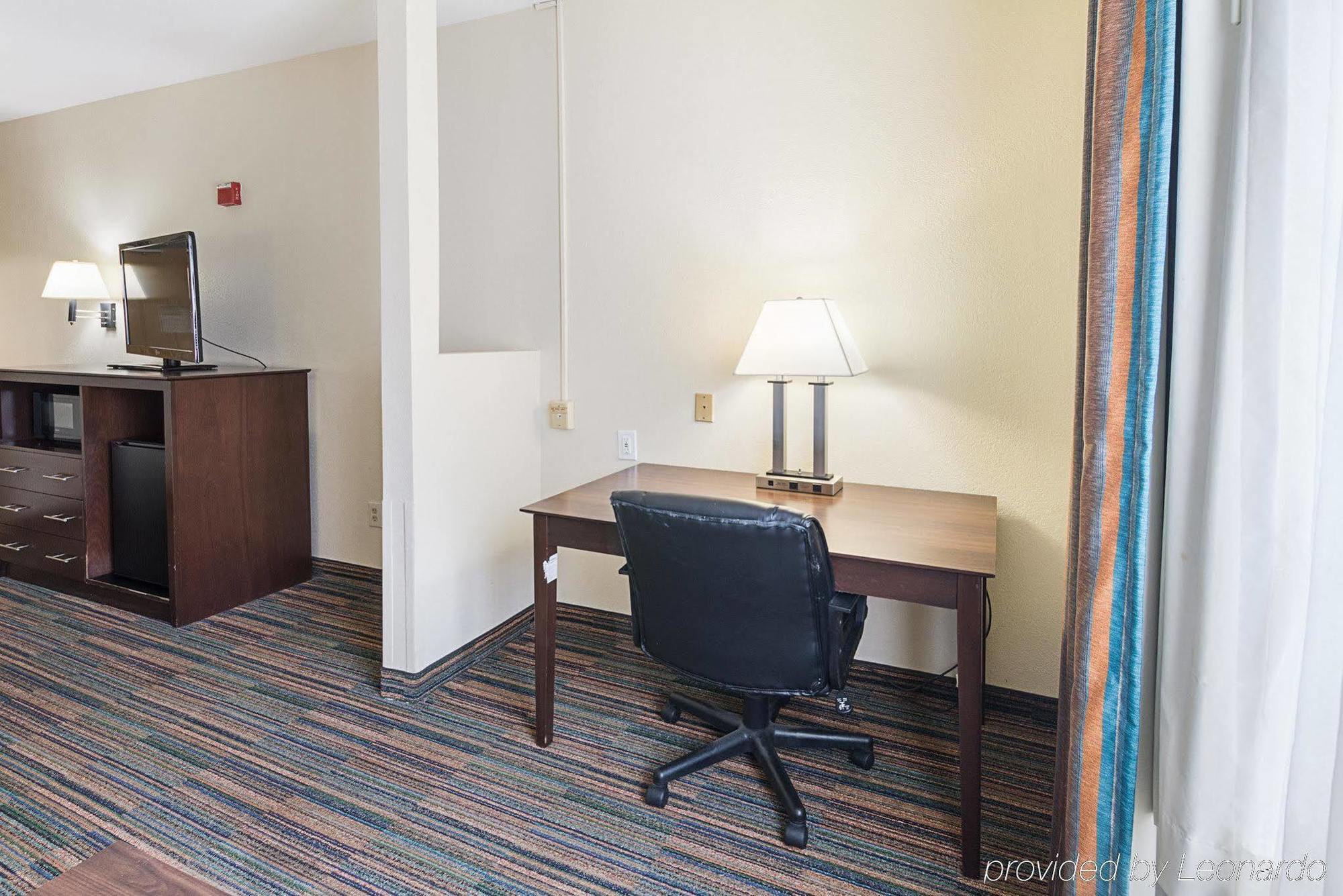 Quality Suites Temple Esterno foto